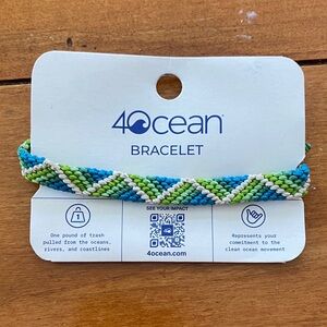 4Ocean Bracelet. Funds global Ocean Cleanup. NWT